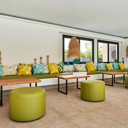 S'olivera Aparthotel